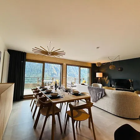 Le Theleme A303 - Vue Panoramique Sur Chatel