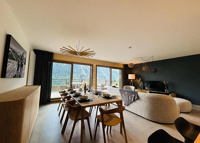 Le Theleme A303 - Vue Panoramique Sur Châtel